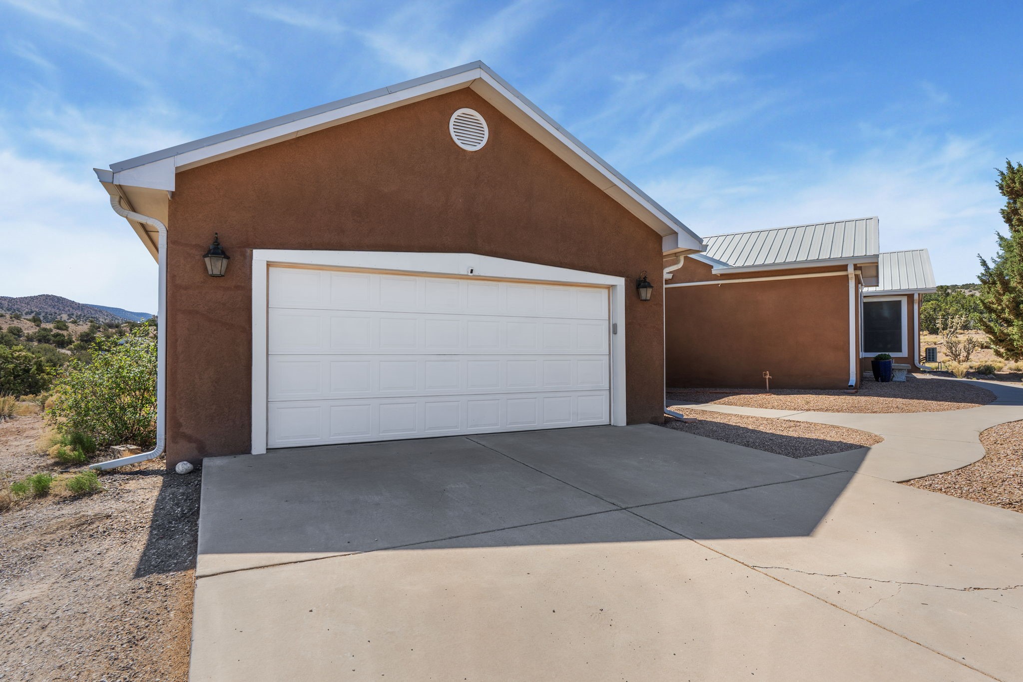 31 Sinagua Road Placitas, NM 87043 - Photo 2 of 51