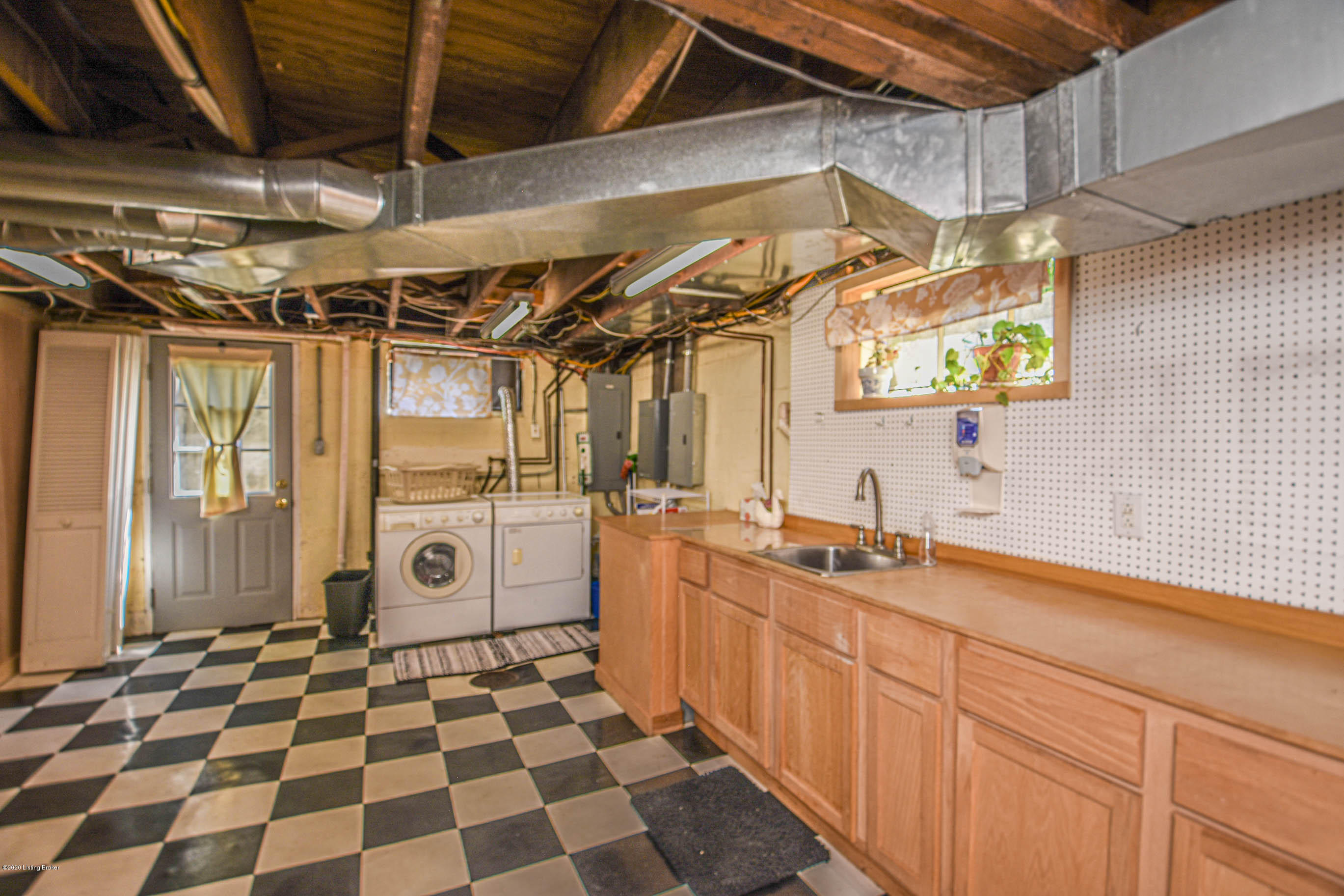 2924 Lexington Road Louisville, KY 40206 - Photo 59 of 70 (69 of 83)