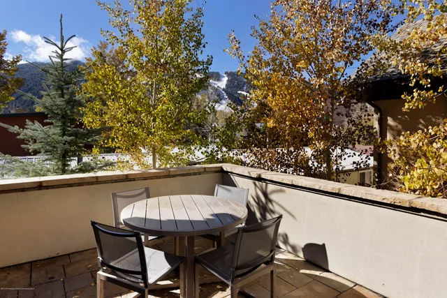 $11,500,000 | 566 Race Street, Aspen, CO 81611