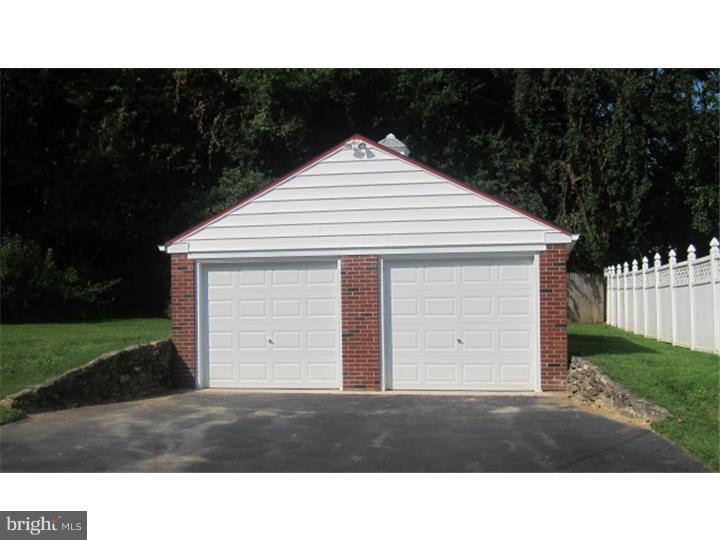 26 North Malin Road Broomall, PA 19008 - Photo 5 of 20 Gallery Image 5