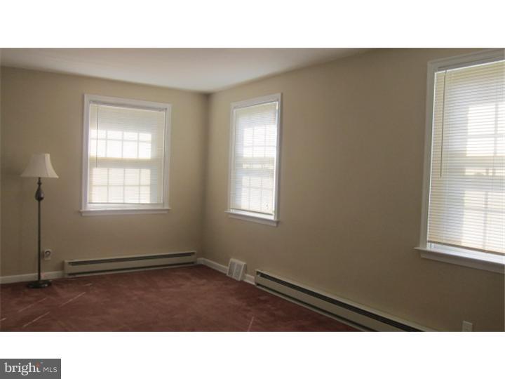 26 North Malin Road Broomall, PA 19008 - Photo 9 of 20 Gallery Image 9