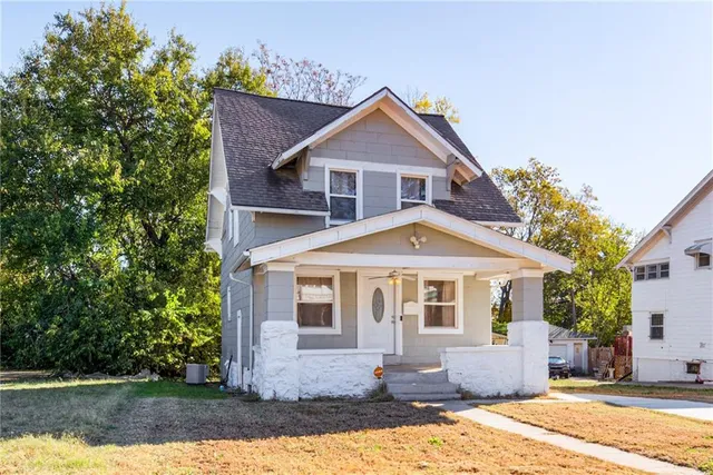 $170,000 | 3335 Bales Avenue, Kansas City, MO 64128