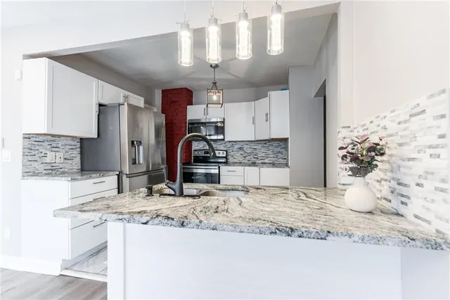 $170,000 | 3335 Bales Avenue, Kansas City, MO 64128