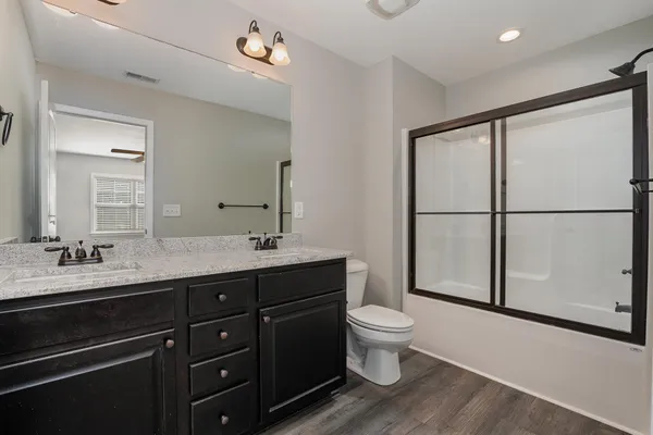 $1,675 | 407 East 3rd Street, Princeton, NC 27569