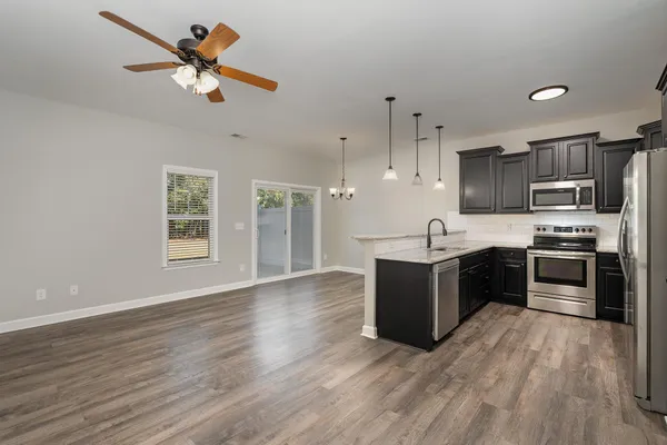 $1,675 | 407 East 3rd Street, Princeton, NC 27569