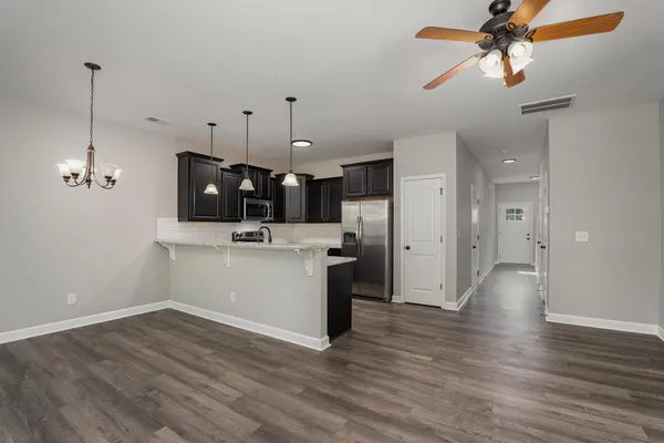 $1,675 | 407 East 3rd Street, Princeton, NC 27569