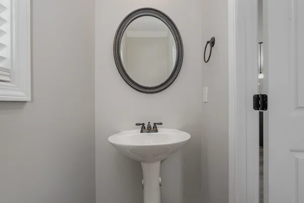 $1,675 | 407 East 3rd Street, Princeton, NC 27569