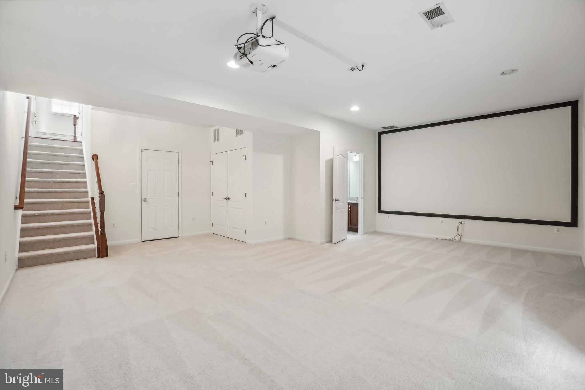 43261 Mitcham Square Ashburn, VA 20148 - Photo 27 of 29