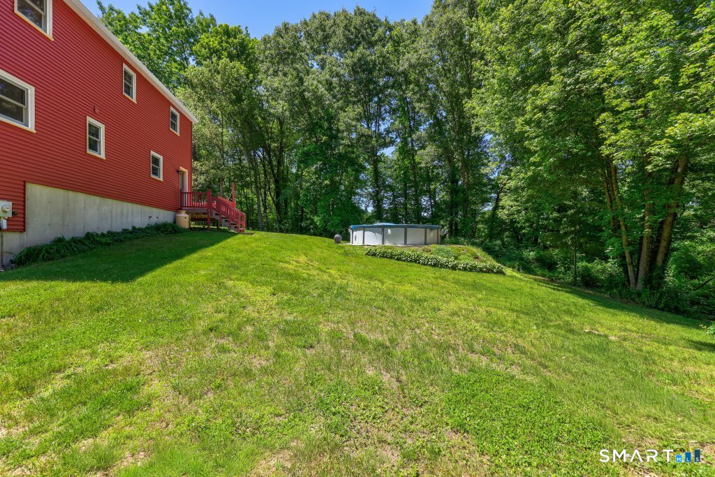 108 Fabyan Woodstock Road Thompson, CT 06255 - Photo 5 of 40