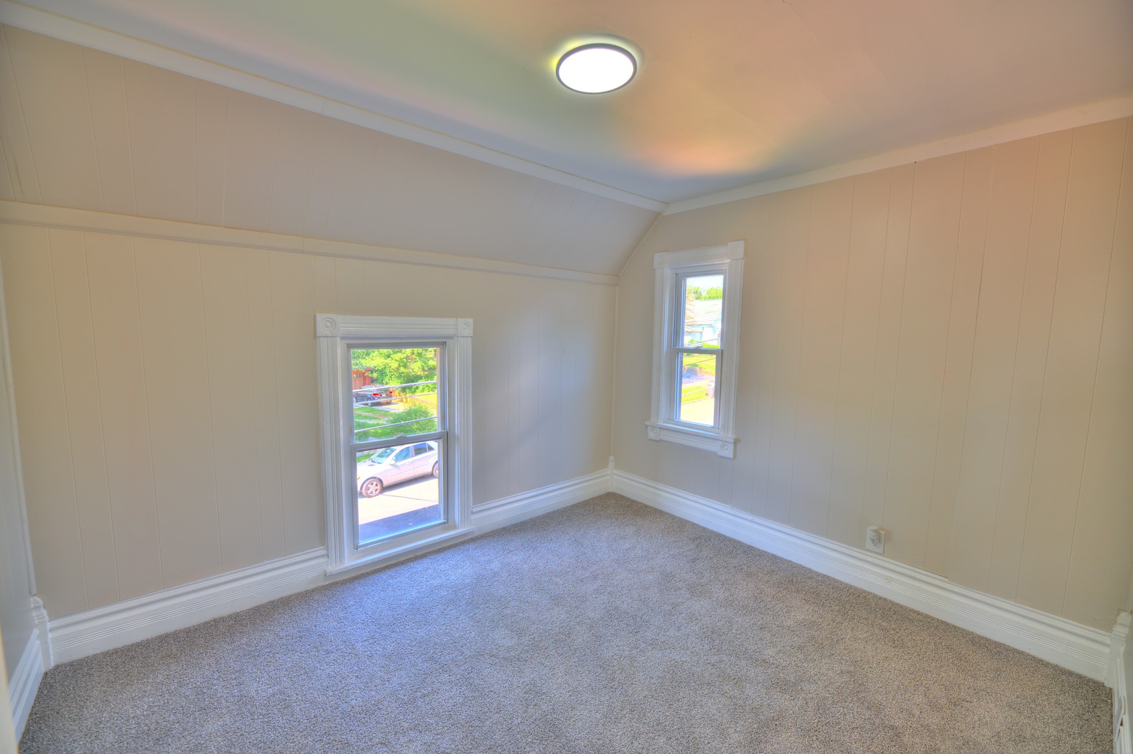501 Raymond Street Elgin, IL 60120 - Photo 14 of 17