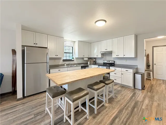 $324,000 | 1647 Westview Ct Drive, Canyon Lake, TX 78133