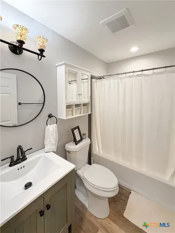 $324,000 | 1647 Westview Ct Drive, Canyon Lake, TX 78133