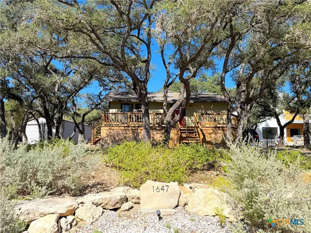 $324,000 | 1647 Westview Ct Drive, Canyon Lake, TX 78133