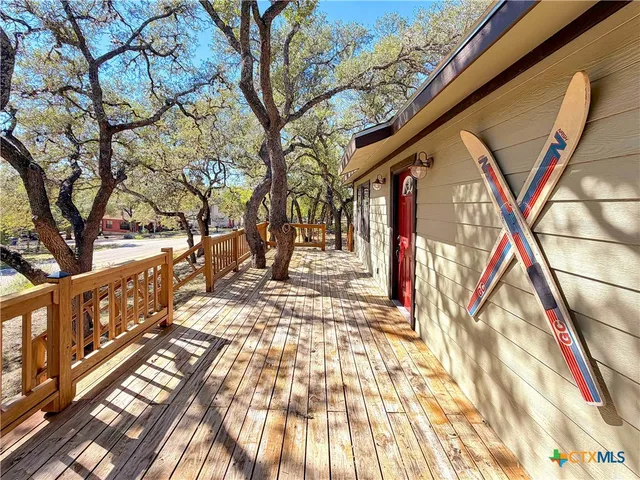 $324,000 | 1647 Westview Ct Drive, Canyon Lake, TX 78133