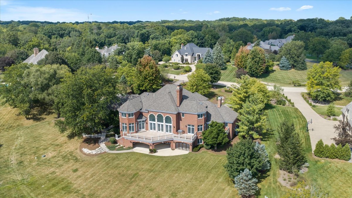 36W555 Stoneleat Road St. Charles, IL 60175 - Photo 68 of 76 Gallery Image 68
