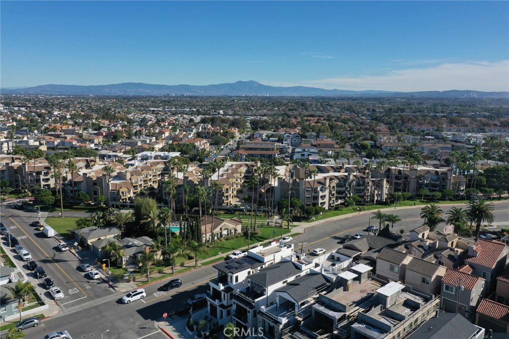 328 3rd Street Huntington Beach, CA 92648 - Photo 41 of 42 an aerial view of a city with lots of residential buildings