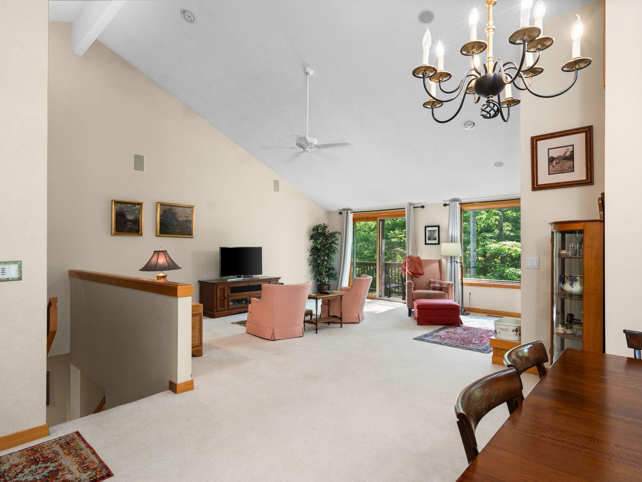 6530 Mission Ridge Traverse City, MI 49686 - Photo 4 of 46 Original