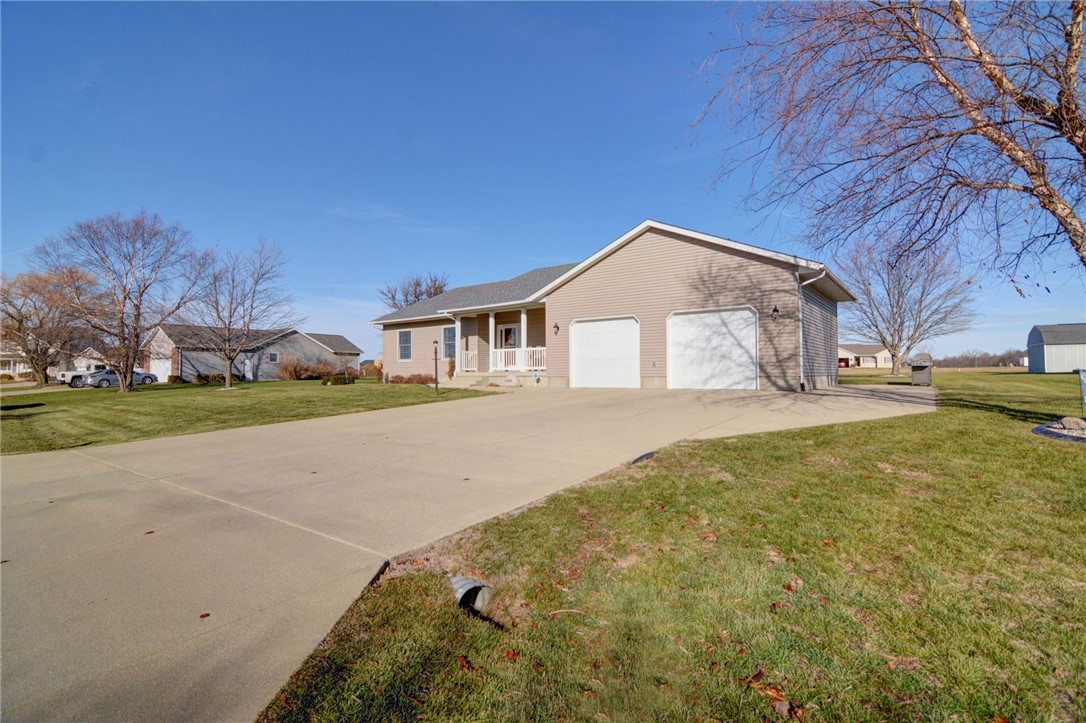 6964 Fieldstone Lane Decatur, IL 62521 - Photo 4 of 48