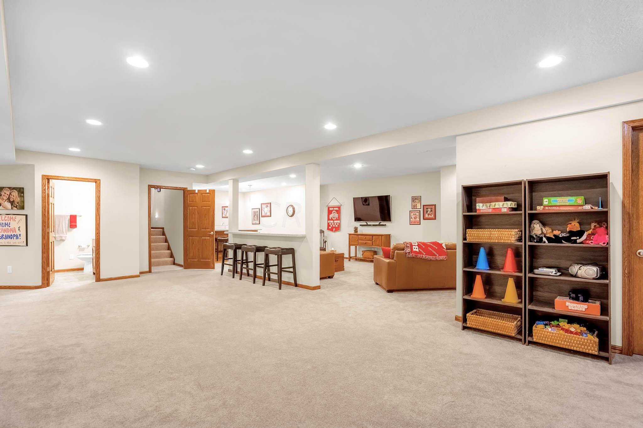 4517 Hyatts Road Delaware, OH 43015 - Photo 27 of 37 DSC07963-HDR