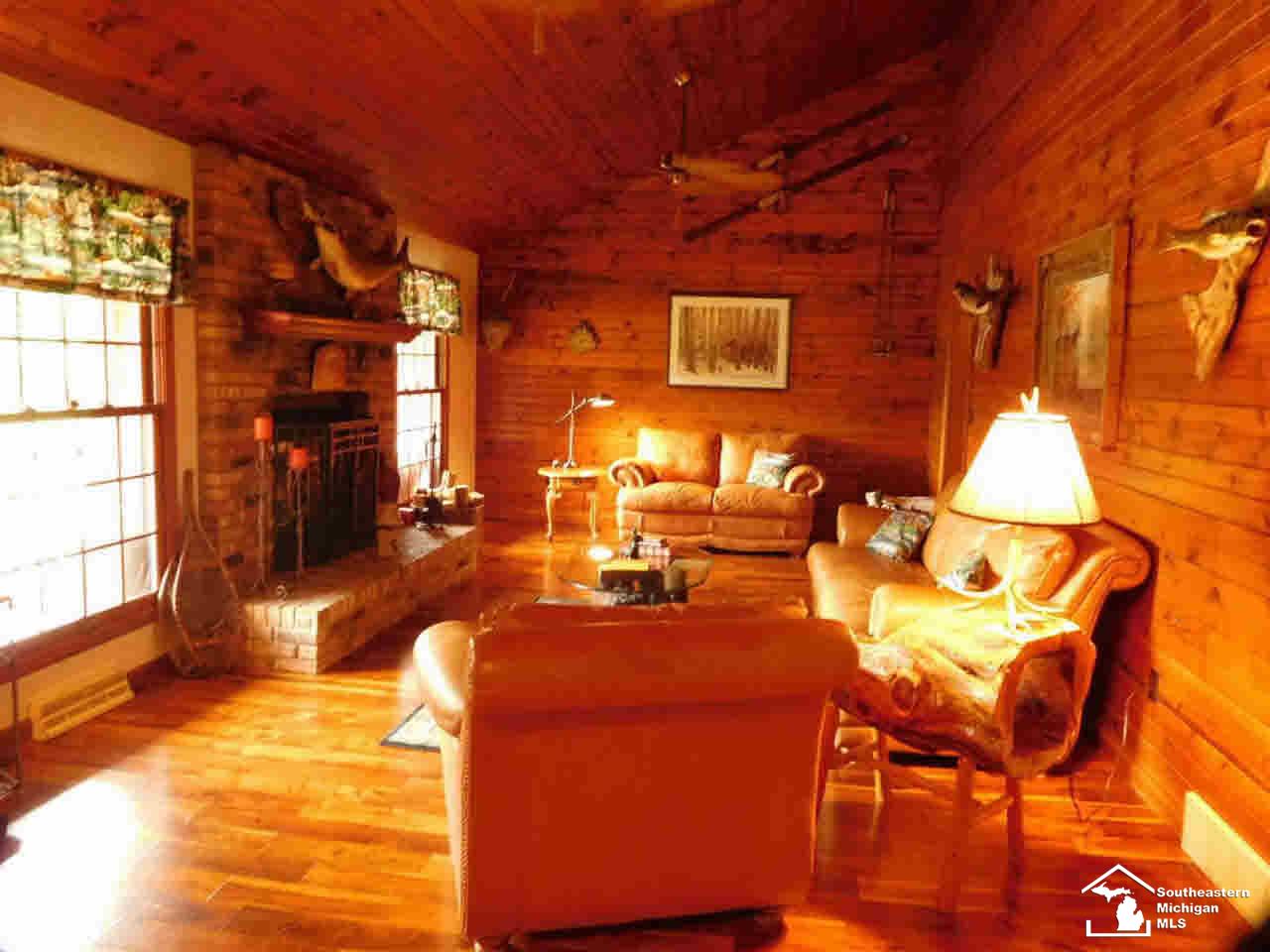 2900 West Rauch Temperance, MI 48182 - Photo 11 of 25 Living Rm w/Fireplace