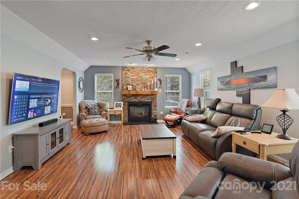 1446 Deer Run Road Catawba, SC 29704 - Photo 11 of 46 Gallery Image 11