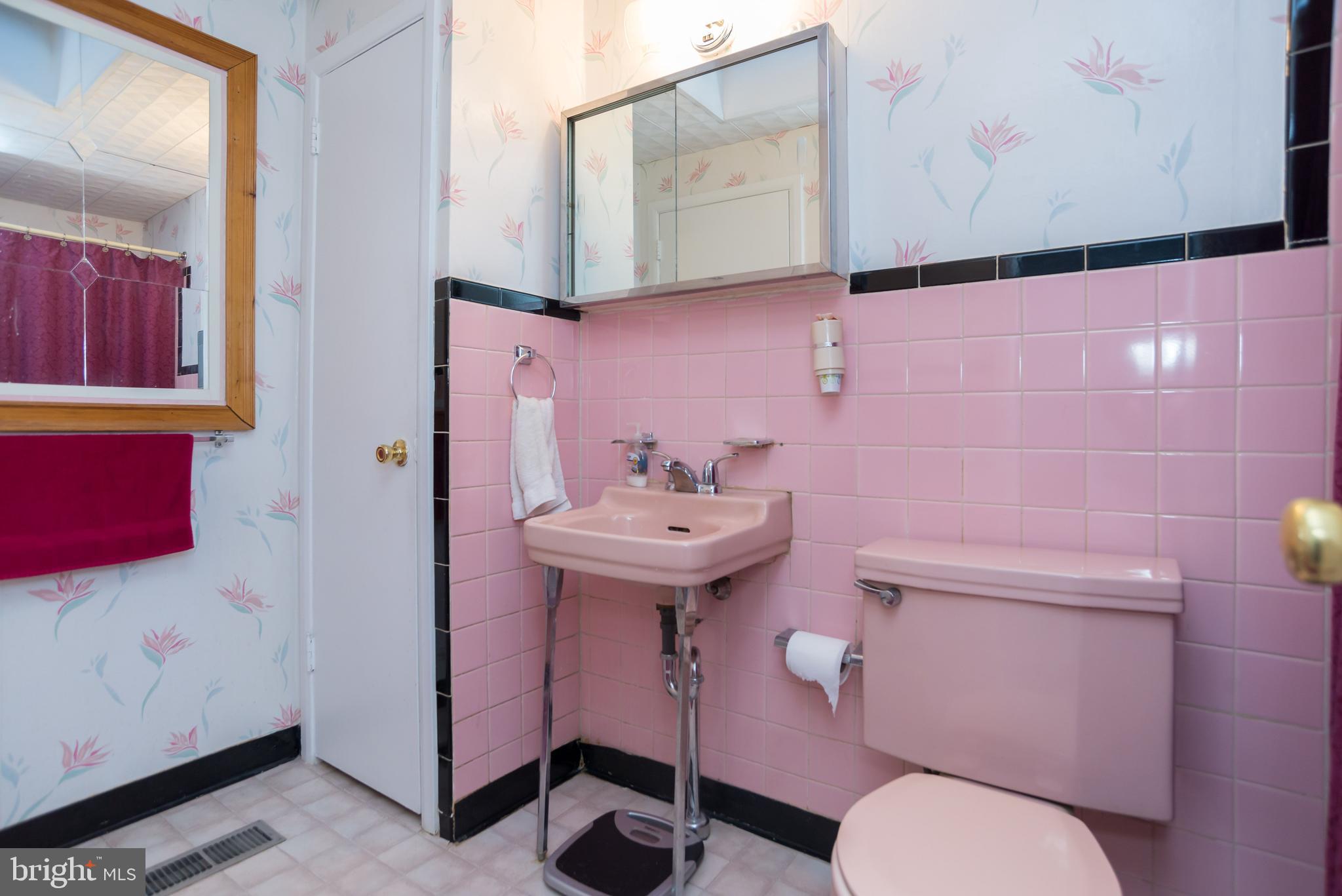4206 Whiting Road Philadelphia, PA 19154 - Photo 12 of 20 full bath