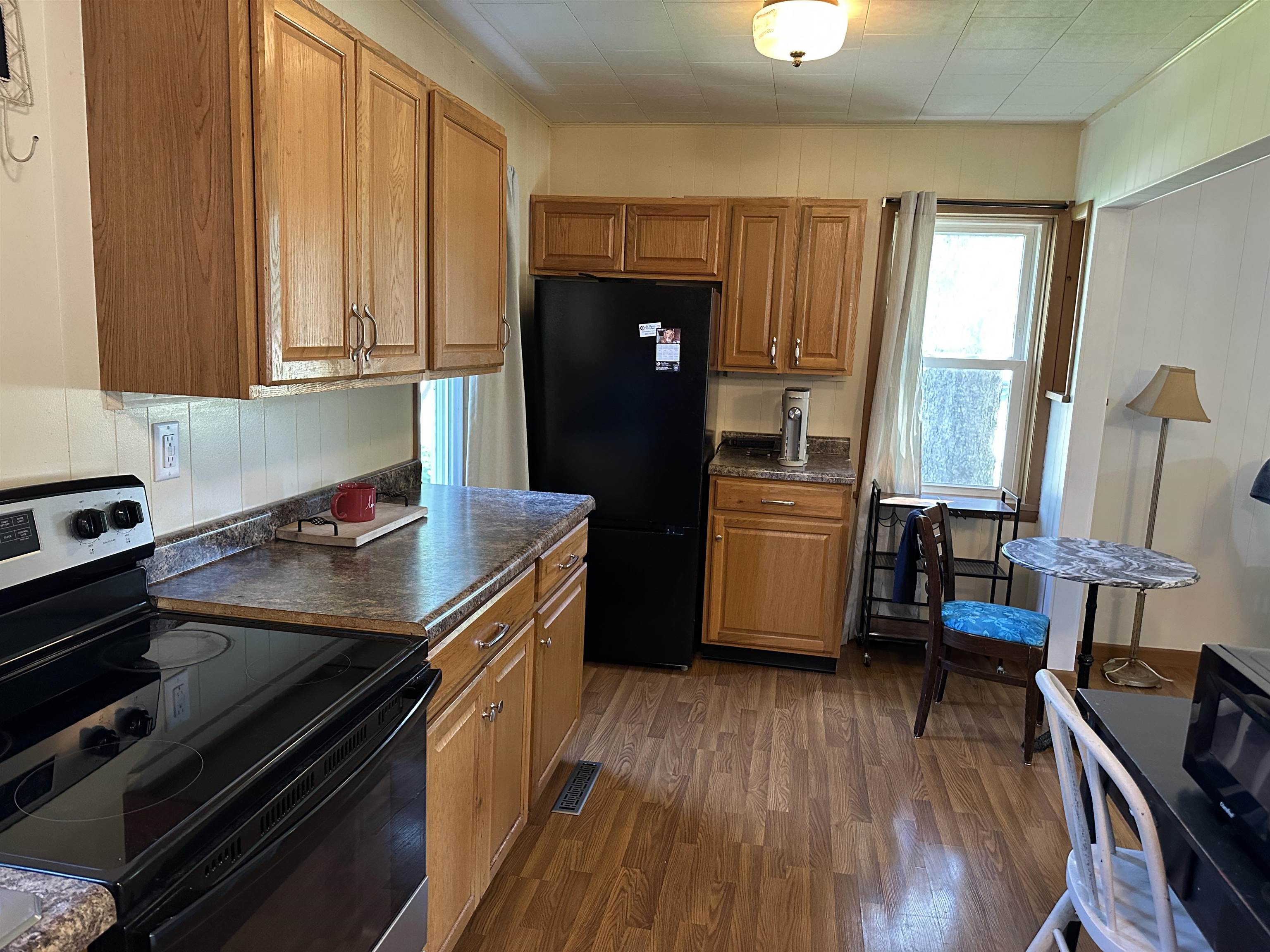 508 Prospect Avenue Beaver Dam, WI 53916 - Photo 3 of 16