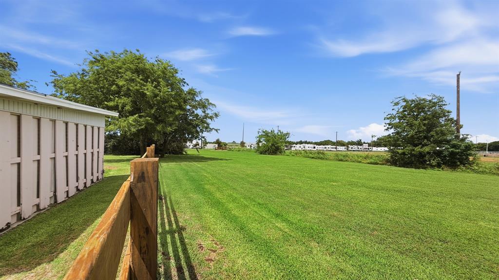 59 Noland Road Whitesboro, TX 76273 - Photo 14 of 26