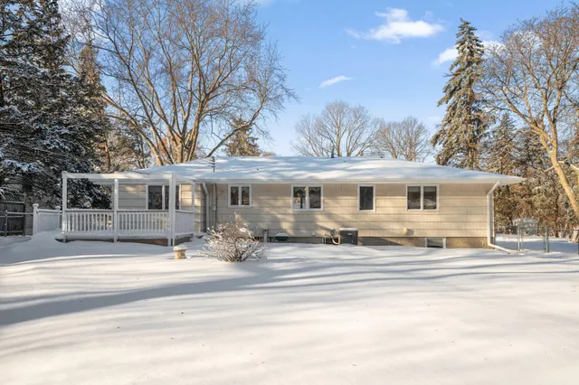 $365,000 | 264 Inglewood Street, Long Lake, MN 55356