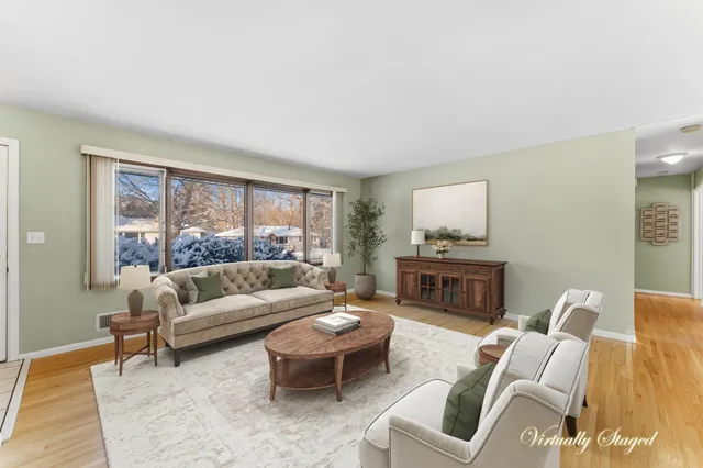 $365,000 | 264 Inglewood Street, Long Lake, MN 55356