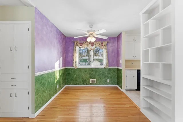 $365,000 | 264 Inglewood Street, Long Lake, MN 55356