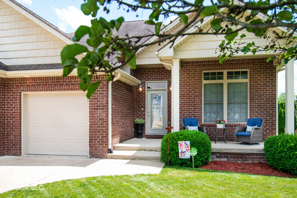 3843 Jonathan Ridge Columbus, IN 47201 - Photo 2 of 42 Gallery Image 2