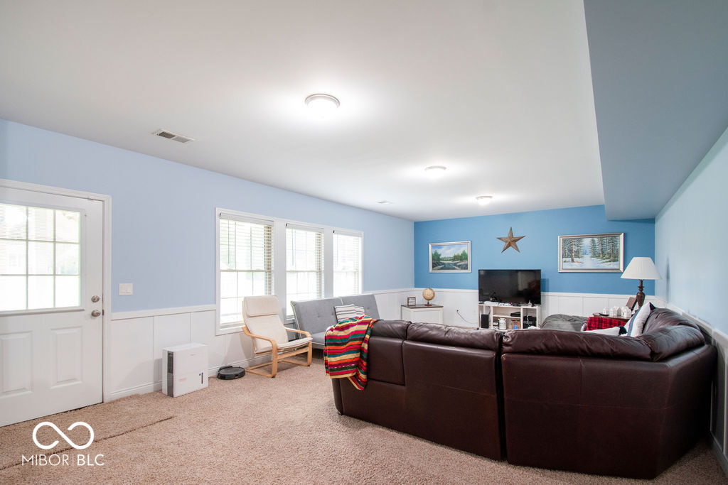 3843 Jonathan Ridge Columbus, IN 47201 - Photo 32 of 42 Gallery Image 32