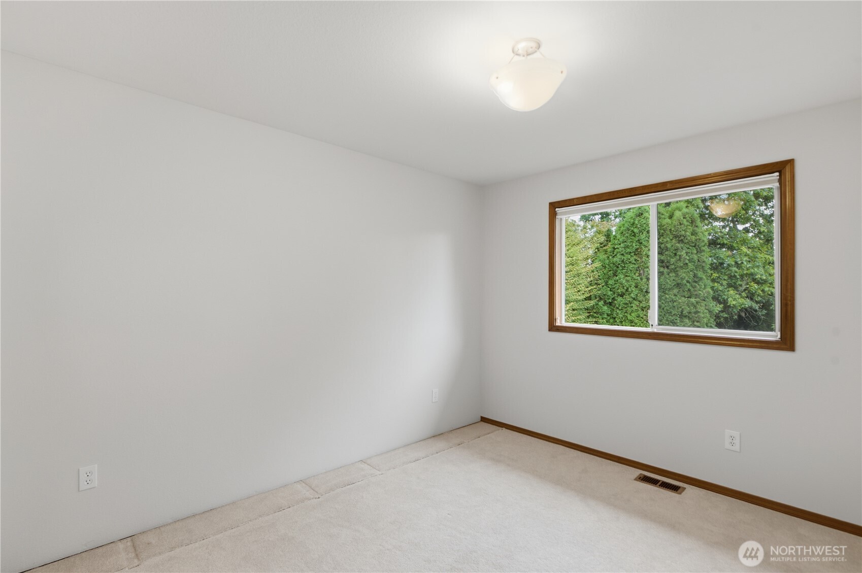 19022 102nd Avenue Southeast Renton, WA 98055 - Photo 24 of 36