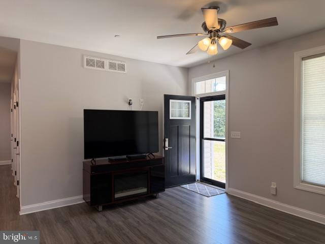 209 3rd Street Crumpton, MD 21628 - Photo 6 of 108