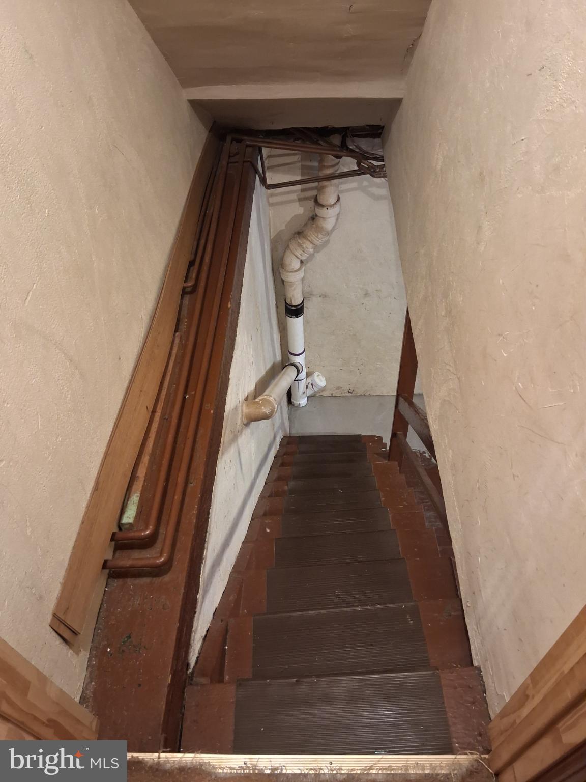 265 View Street Johnstown, PA 15902 - Photo 41 of 64 Stairway leading to the basement.
