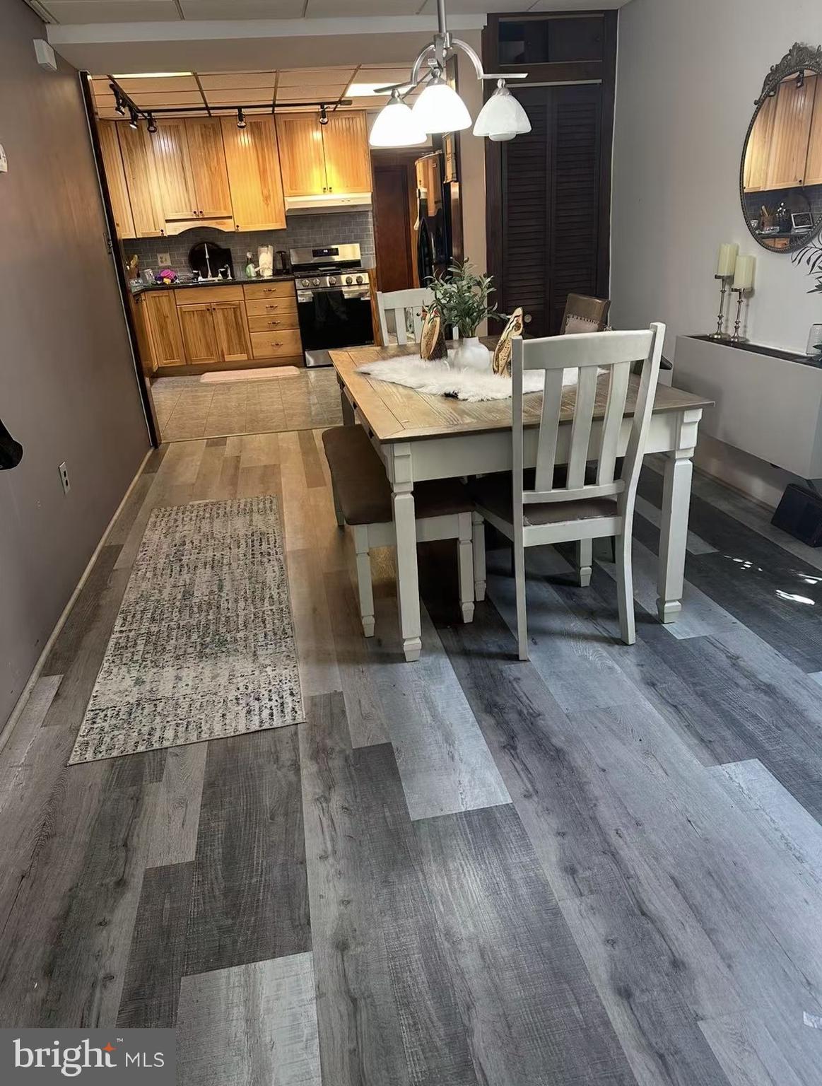 8072 Craig Street Philadelphia, PA 19136 - Photo 6 of 17