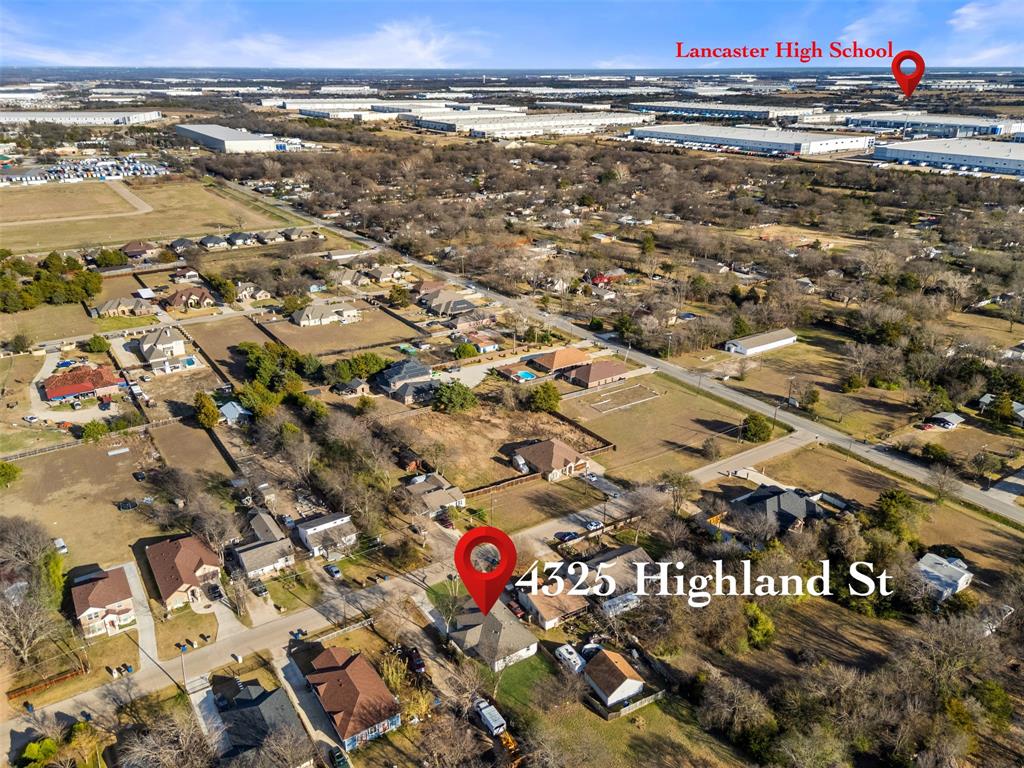 4325 Highland Street Lancaster, TX 75134 - Photo 34 of 35 an aerial view of a city