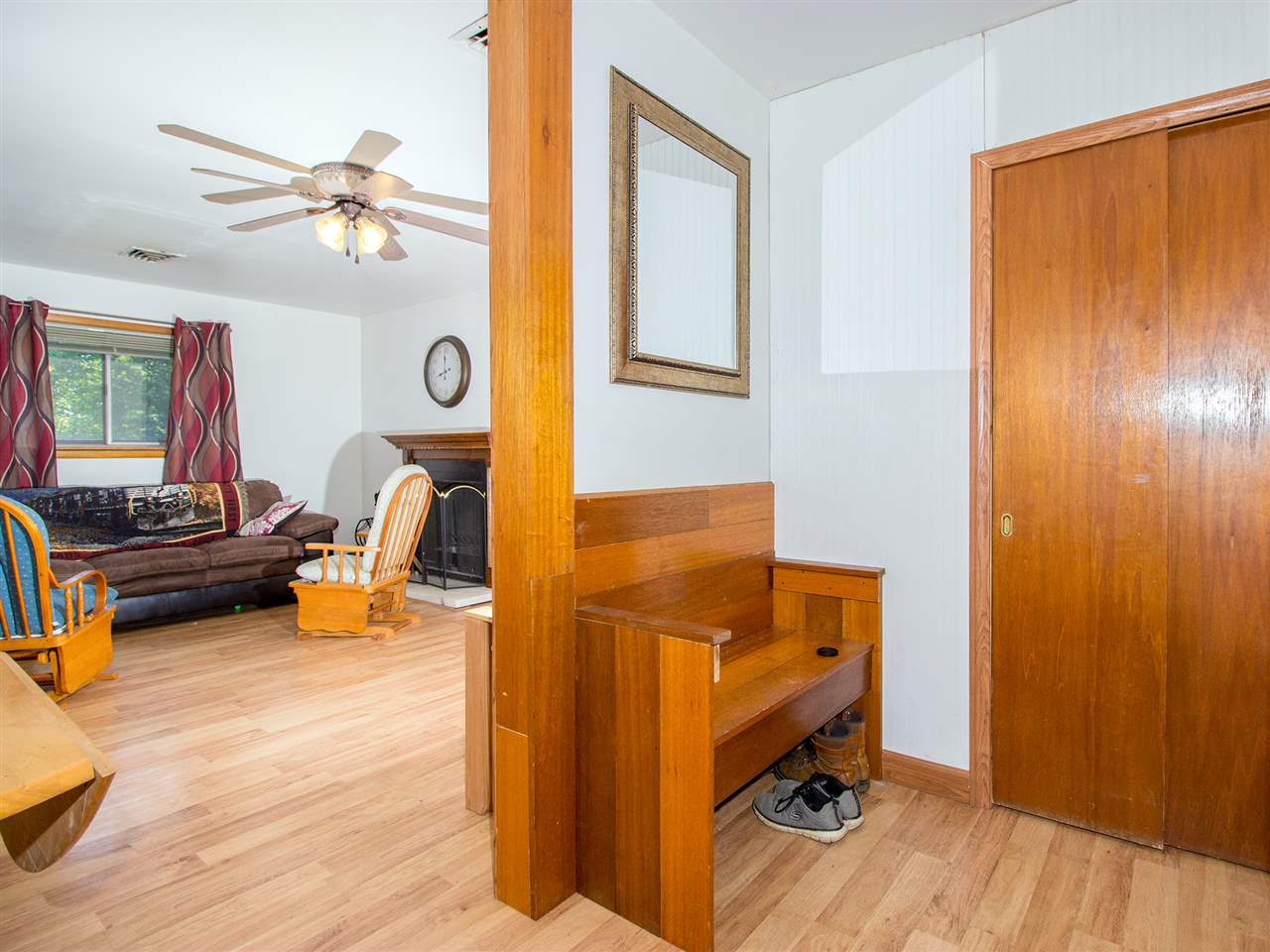 12 Seminole Road Huntington, WV 25705 - Photo 3 of 29 Gallery Image 3