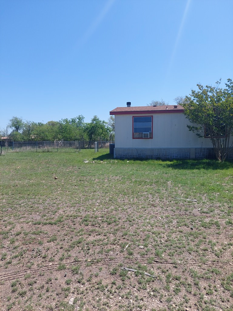 943 Lange Road Harper, TX 78631 - Photo 3 of 14 Gallery Image 3