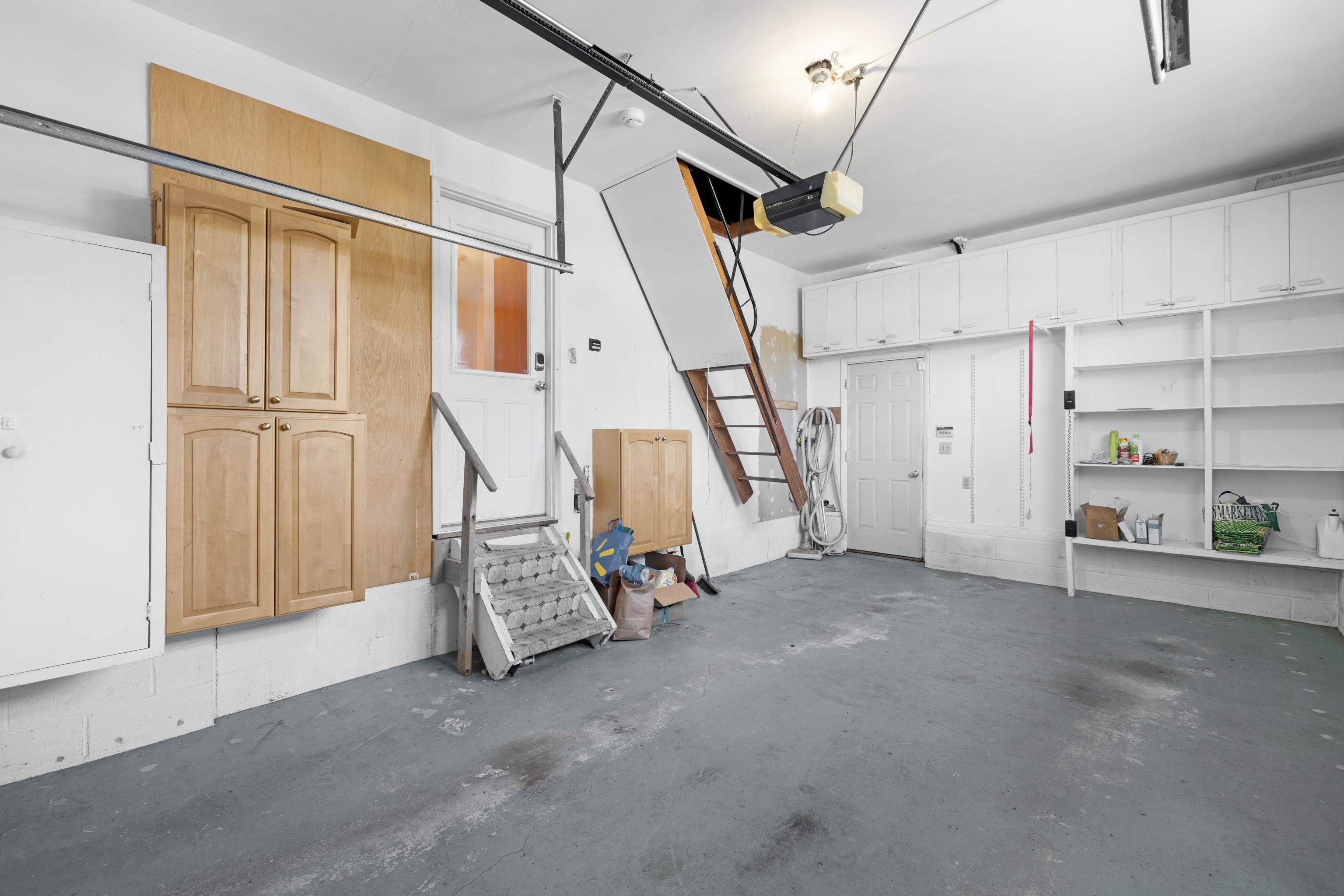 102 Teal Road Rio Grande, NJ 08242 - Photo 36 of 49 a view of an empty room with stairs