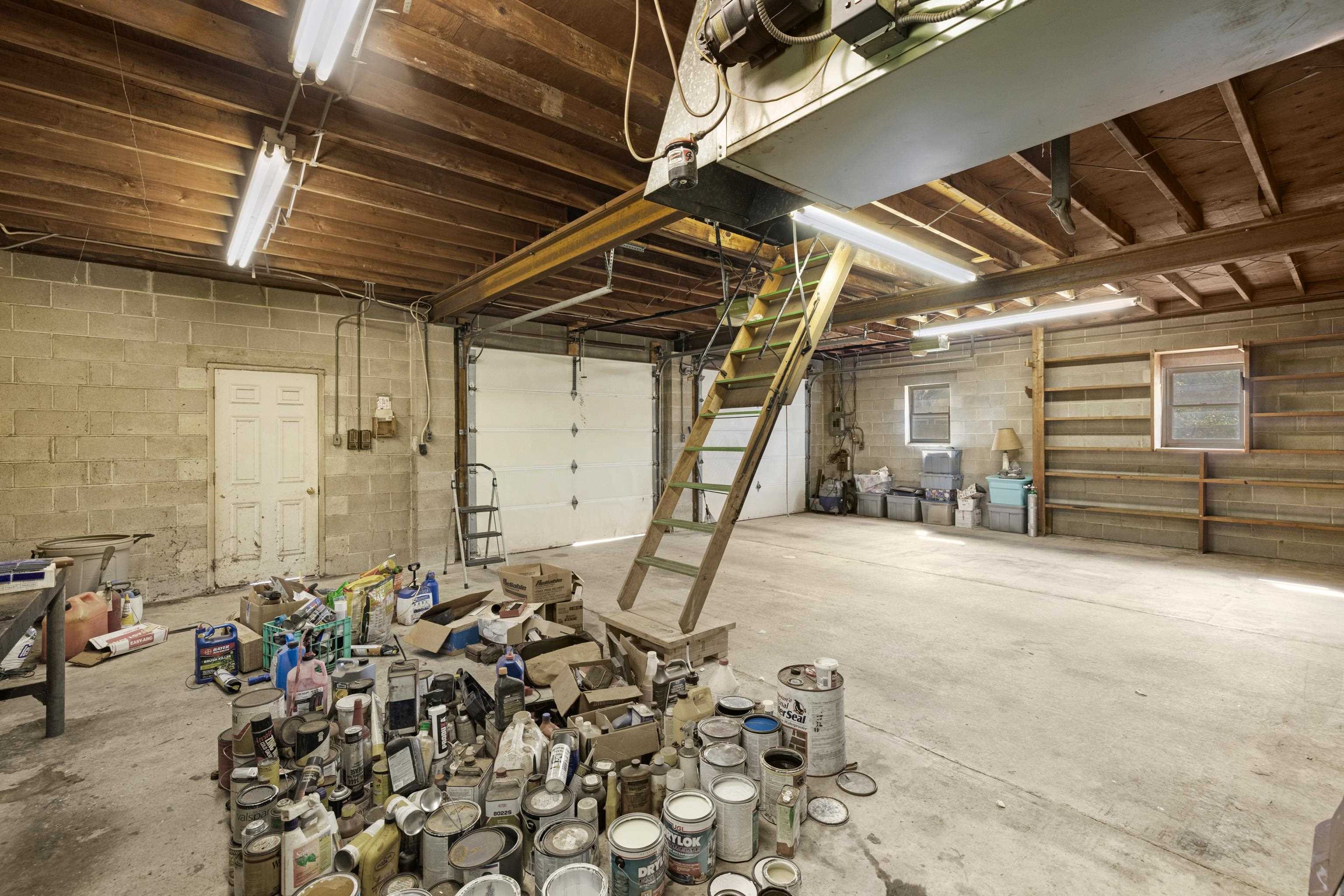 102 Teal Road Rio Grande, NJ 08242 - Photo 47 of 49 a view of garage