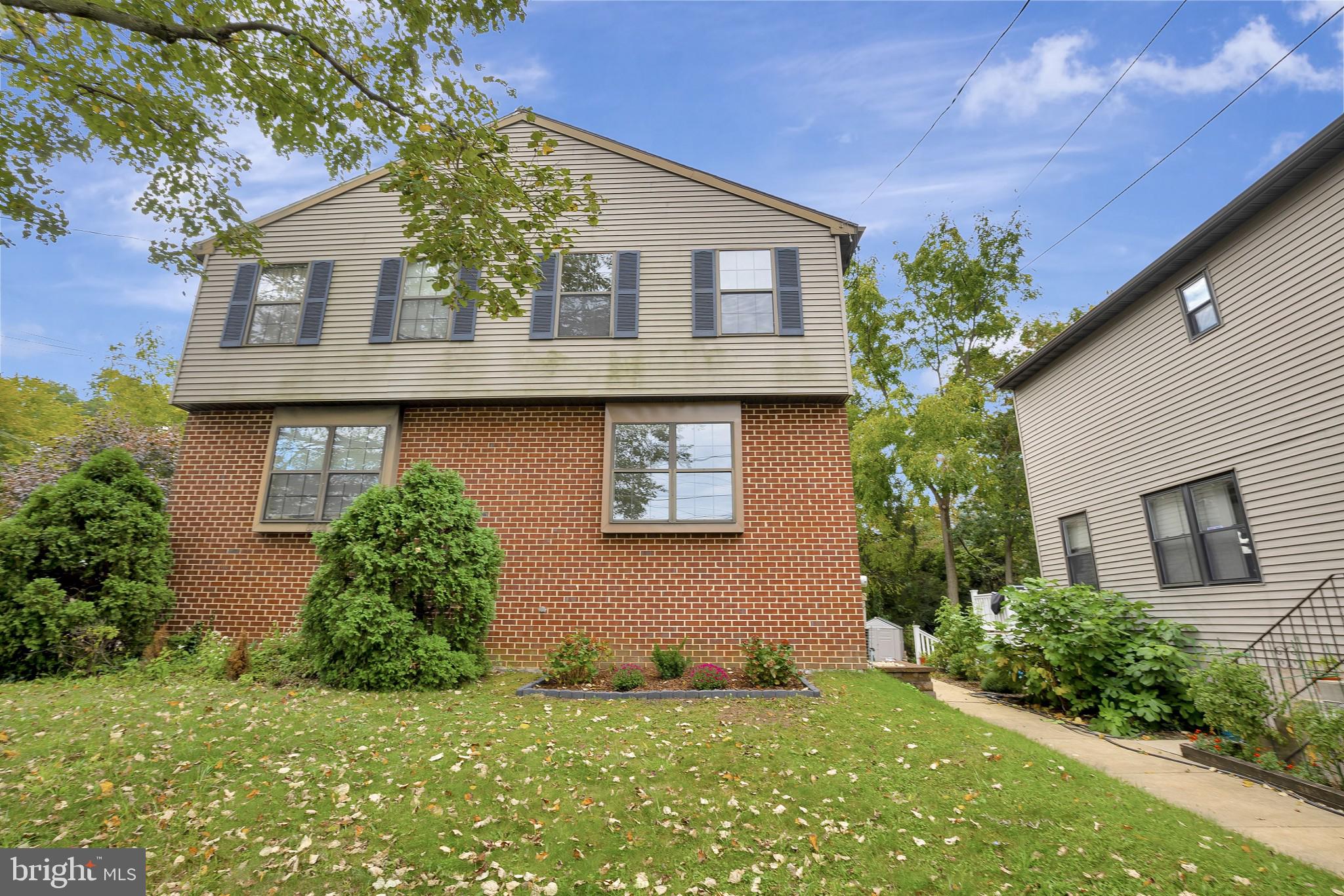 8928 Ridge Avenue Philadelphia, PA 19128 - Photo 1 of 30 Gallery Image 1