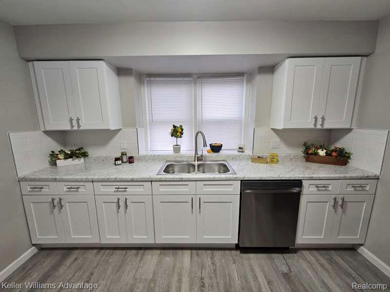 27570 Avondale Street Inkster, MI 48141 - Photo 6 of 22
