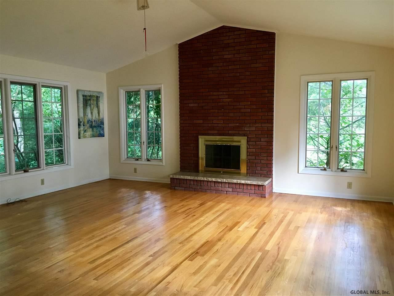 6 Witte Road Guilderland, NY 12203 - Photo 3 of 21 Photo 3
