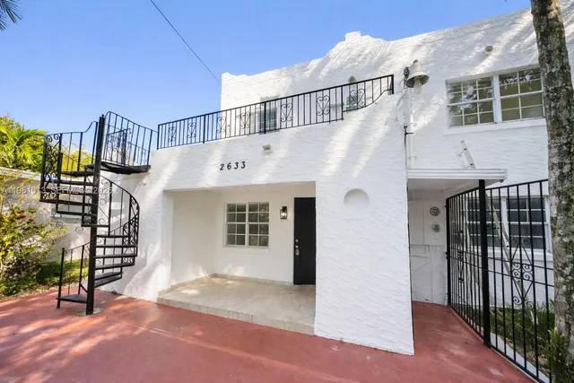$799,000 | 2633 Southwest 34th Avenue, Miami, FL 33133