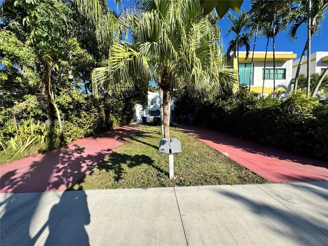 $799,000 | 2633 Southwest 34th Avenue, Miami, FL 33133