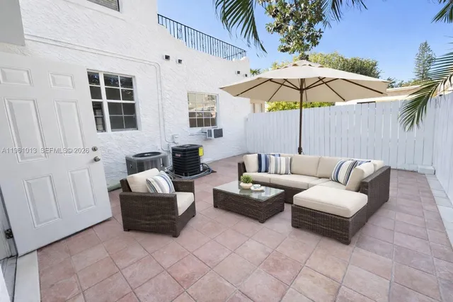 $799,000 | 2633 Southwest 34th Avenue, Miami, FL 33133