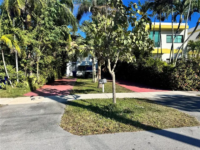 $799,000 | 2633 Southwest 34th Avenue, Miami, FL 33133