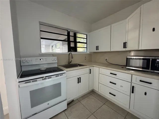 $799,000 | 2633 Southwest 34th Avenue, Miami, FL 33133